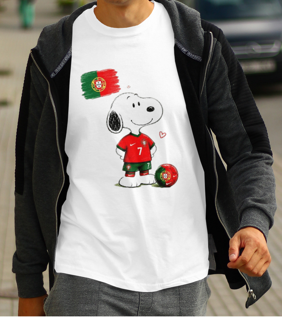 Cristiano Ronaldo Snoopy Portugal Football Number 7 Nike T-Shirt