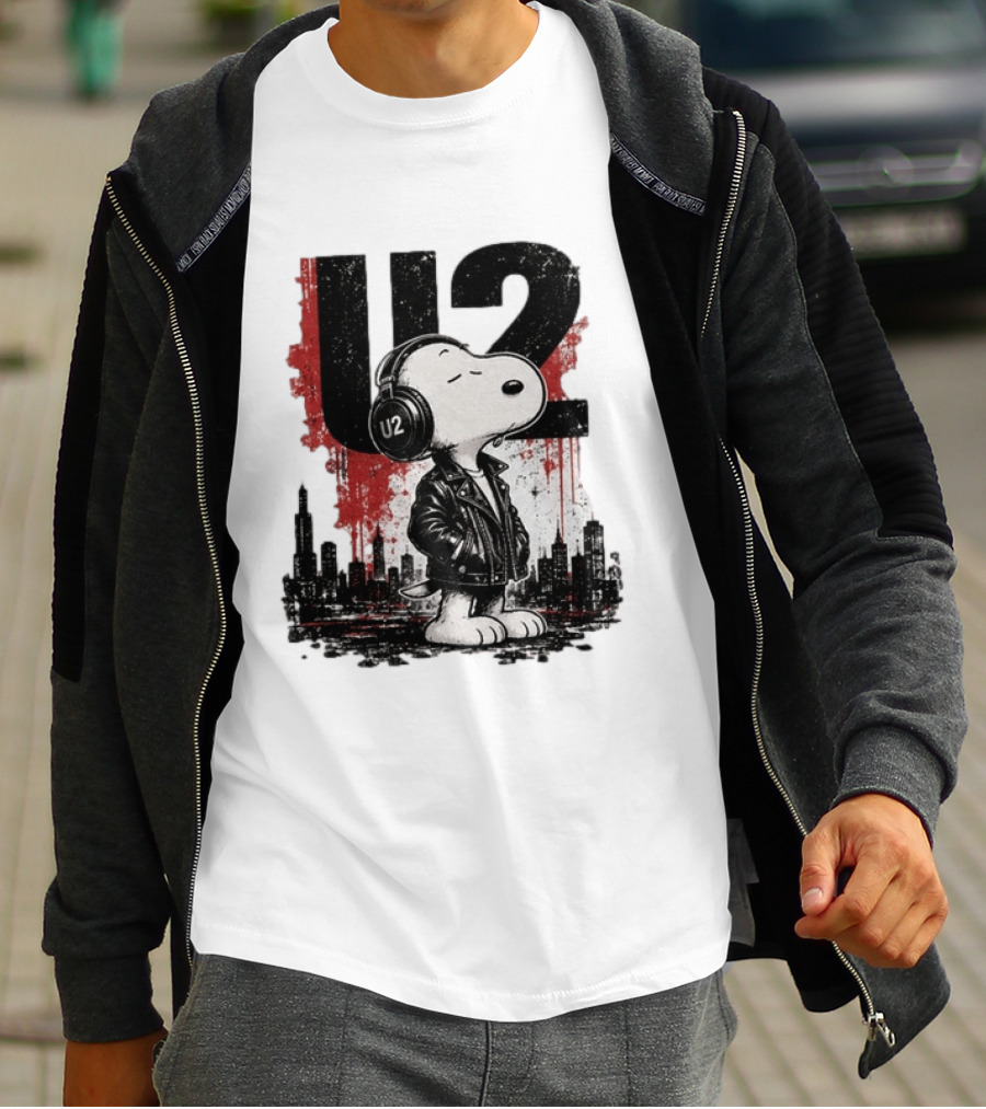 Snoopy U2 On Sky One Dream One Fearless Heart Urban Skyline T-Shirt