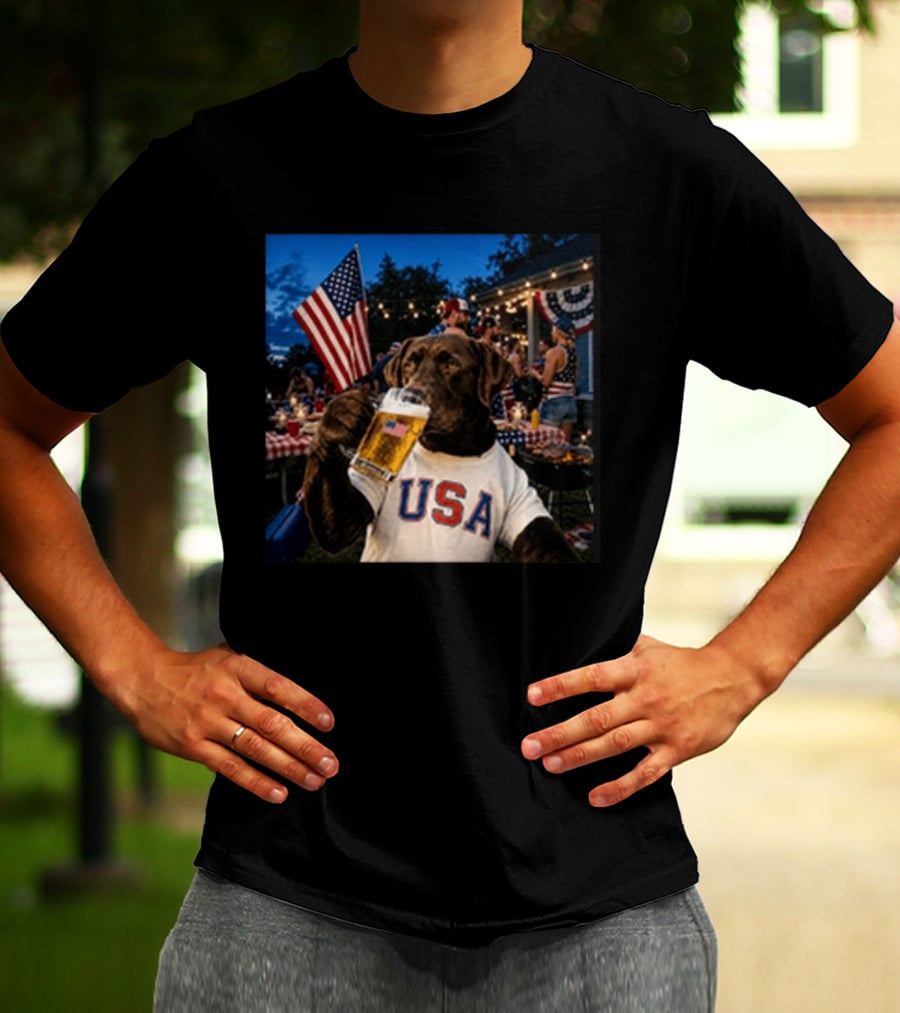USA Chocolate Lab Drinking Beer American Flag 4th Of July Dog T-Shirt