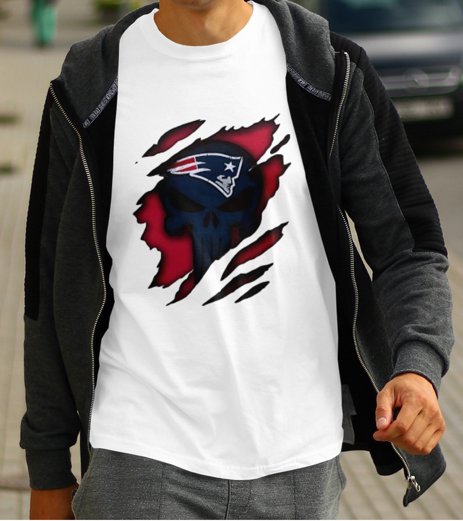 Patriots Skull Rip T-Shirt