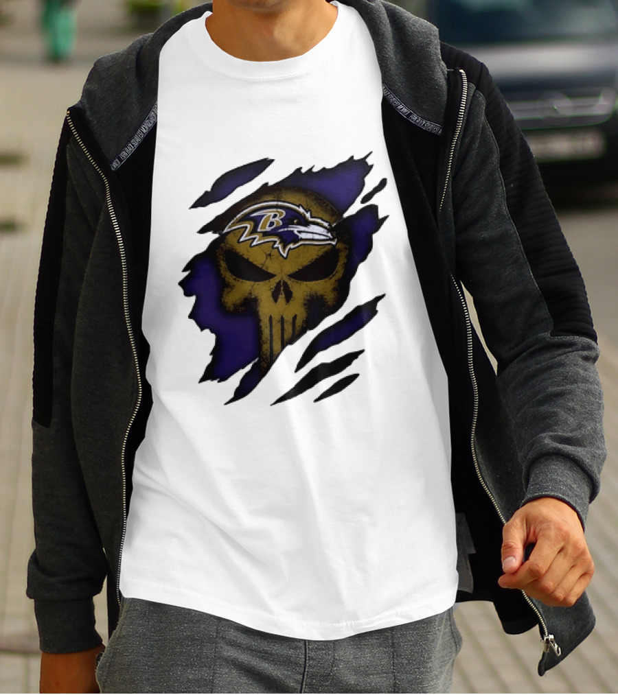 Baltimore Ravens Punisher Skull Torn Effect Fan Gear T-Shirt