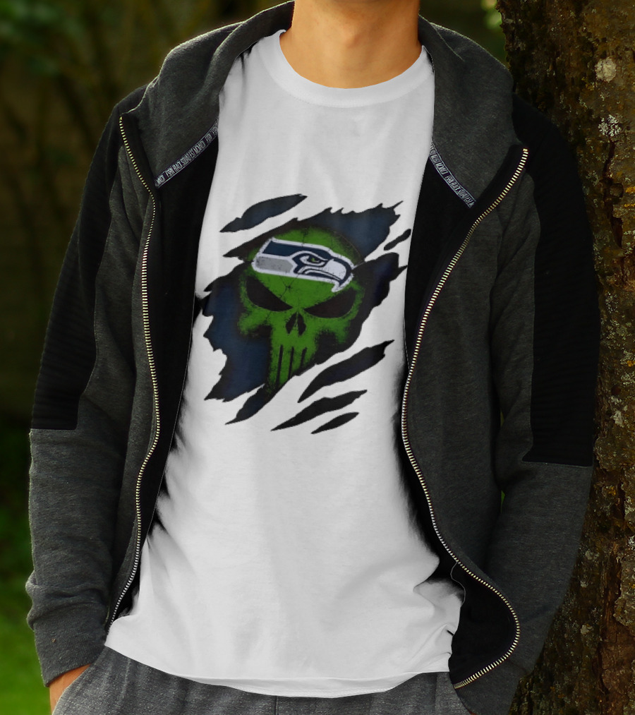 Seattle Seahawks Punisher Skull Ripped Fabric T-Shirt