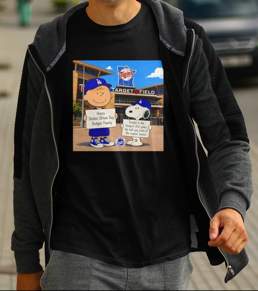 Snoopy And Charlie Brown Happy Shohei Ohtani Day Dodgers Twins Target Field T-Shirt