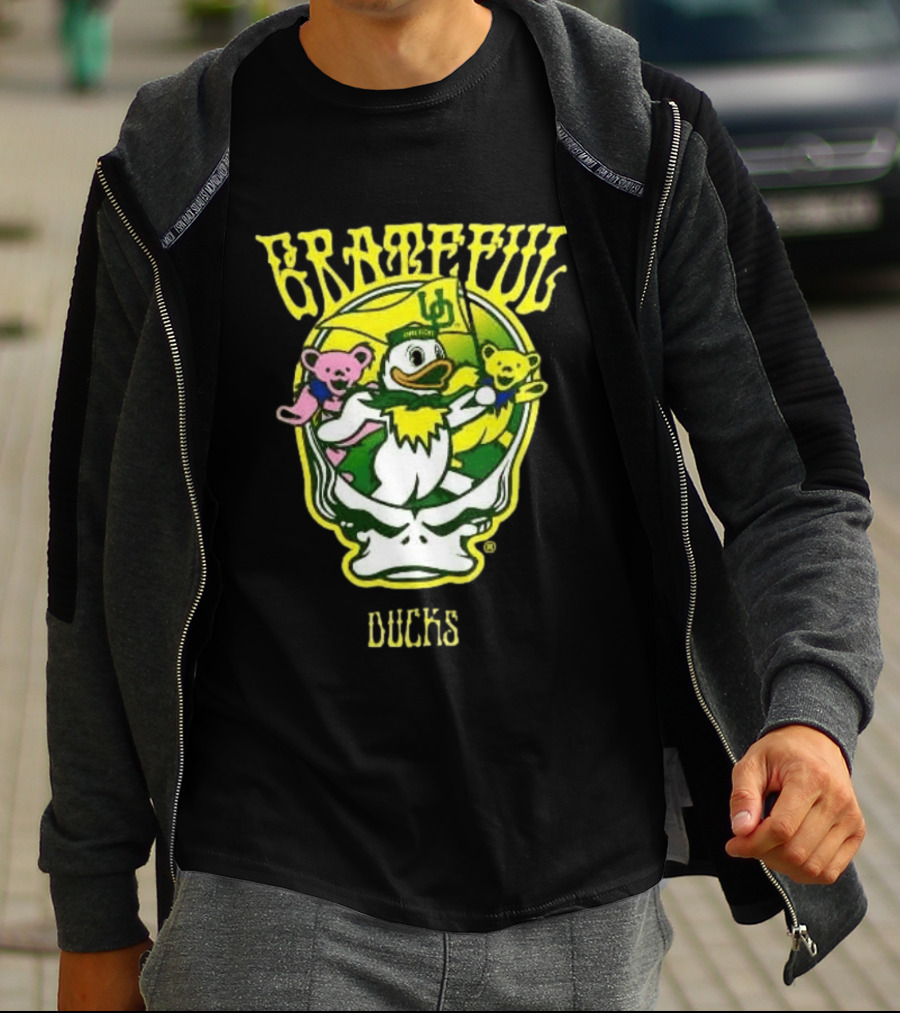 GratefulDucks Oregon Ducks 2025 Football Team Collaboration T-Shirt
