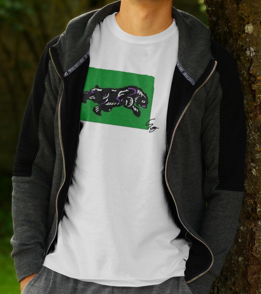 Mako Komuro 2026 Black And Purple Bear On Green T-Shirt