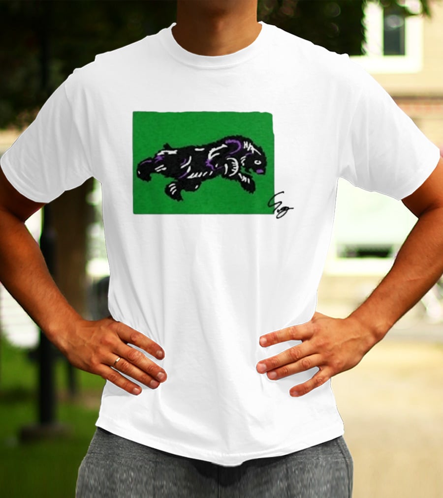 Mako Komuro 2026 Black And Purple Bear On Green T-Shirt
