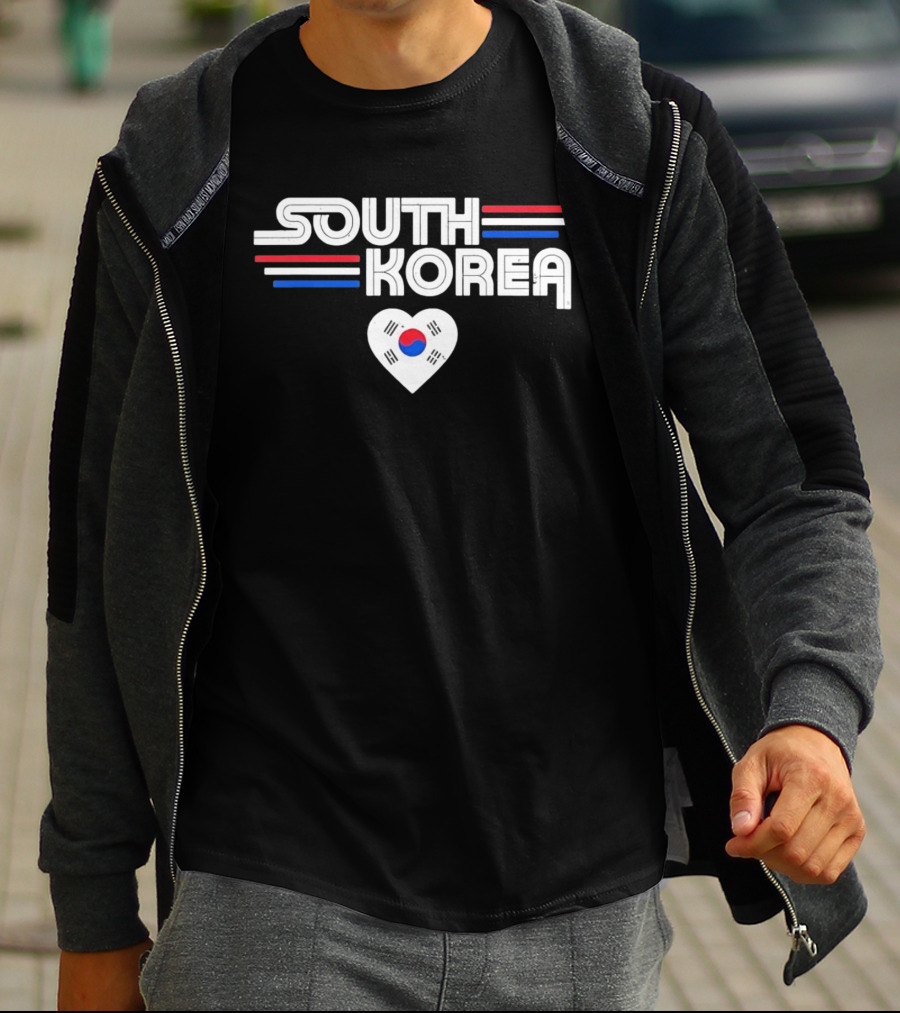 South Korea Heart Flag With Red And Blue Stripes T-Shirt