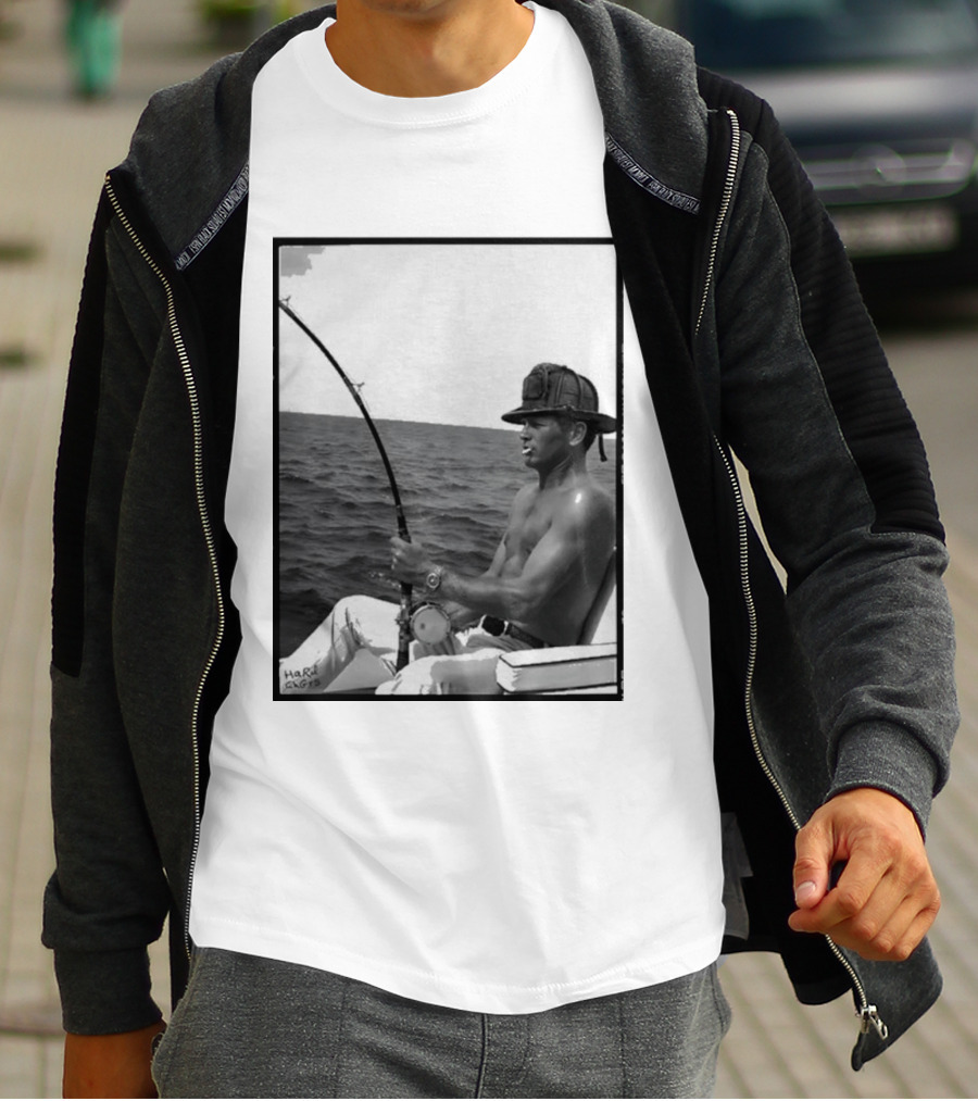 Paul Newman Fishing Wrk Hrd Ply Hrd HARRISON1973 T-Shirt