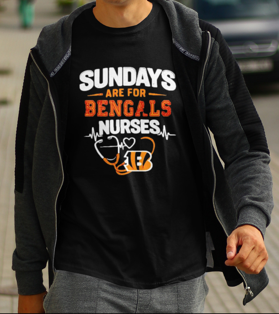 Sundays Are For Bengals Nurses Football Heartbeat Stethoscope 18 T-Shirt
