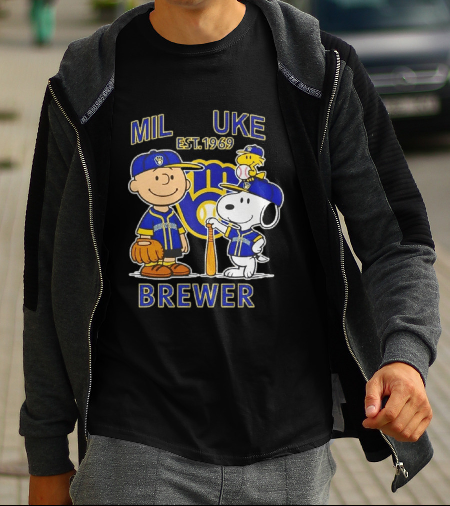 Charlie Brown Snoopy Brewers Milwaukee Est 1969 Baseball T-Shirt