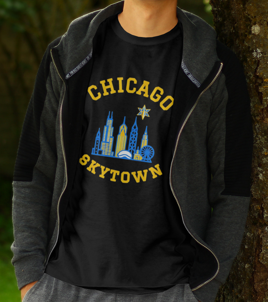 Chicago Skytown Skyline WNBA Basketball Starry Cityscape T-Shirt