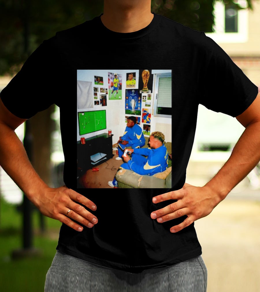 Brazil National Team Neymar Vinícius Júnior Playing Video Games Football S T-Shirt