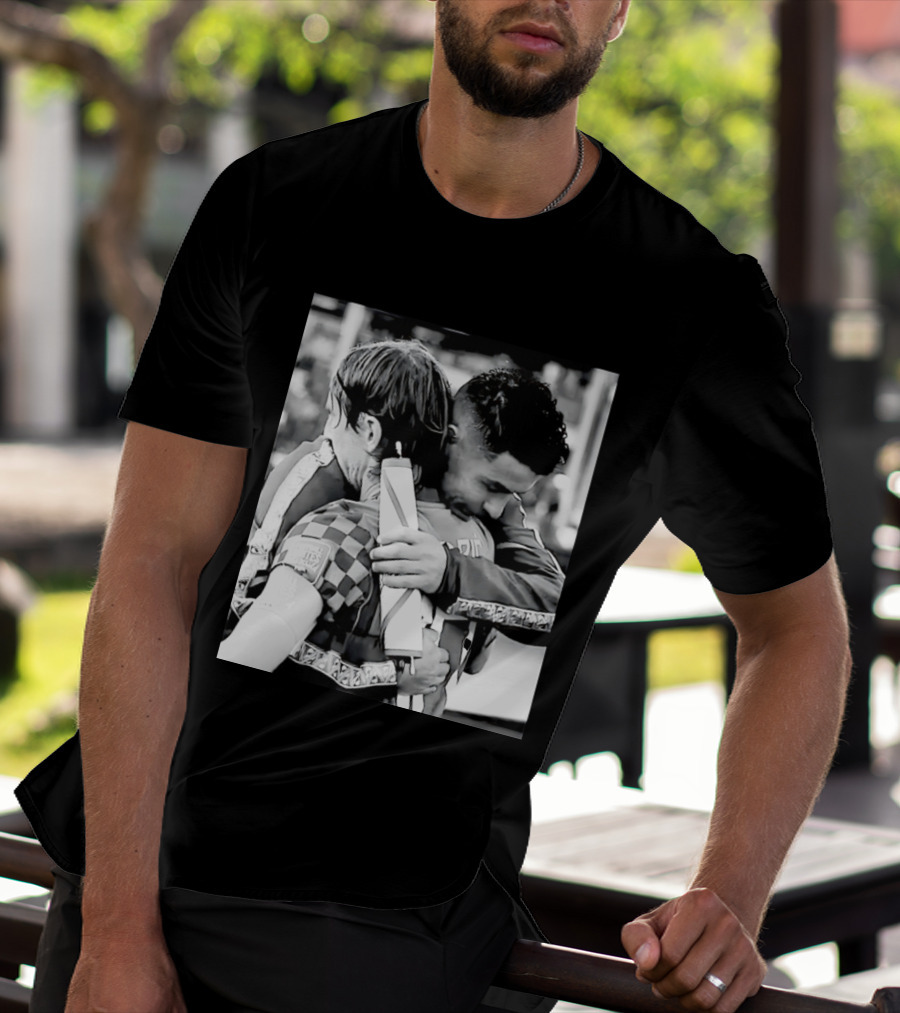 Football Unites The World Luka Modrić Cristiano Ronaldo Hug Memorial T-Shirt