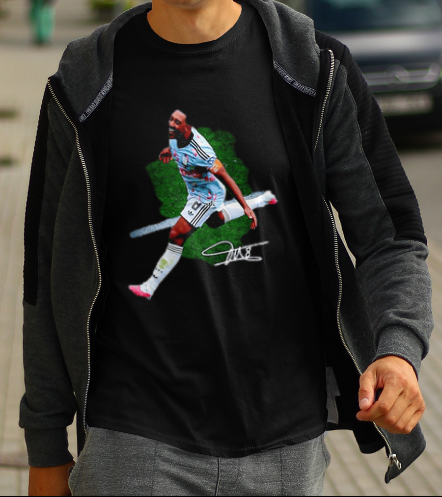 Youri Tielemans Belgium National Football Player Running Celebration T-Shirt
