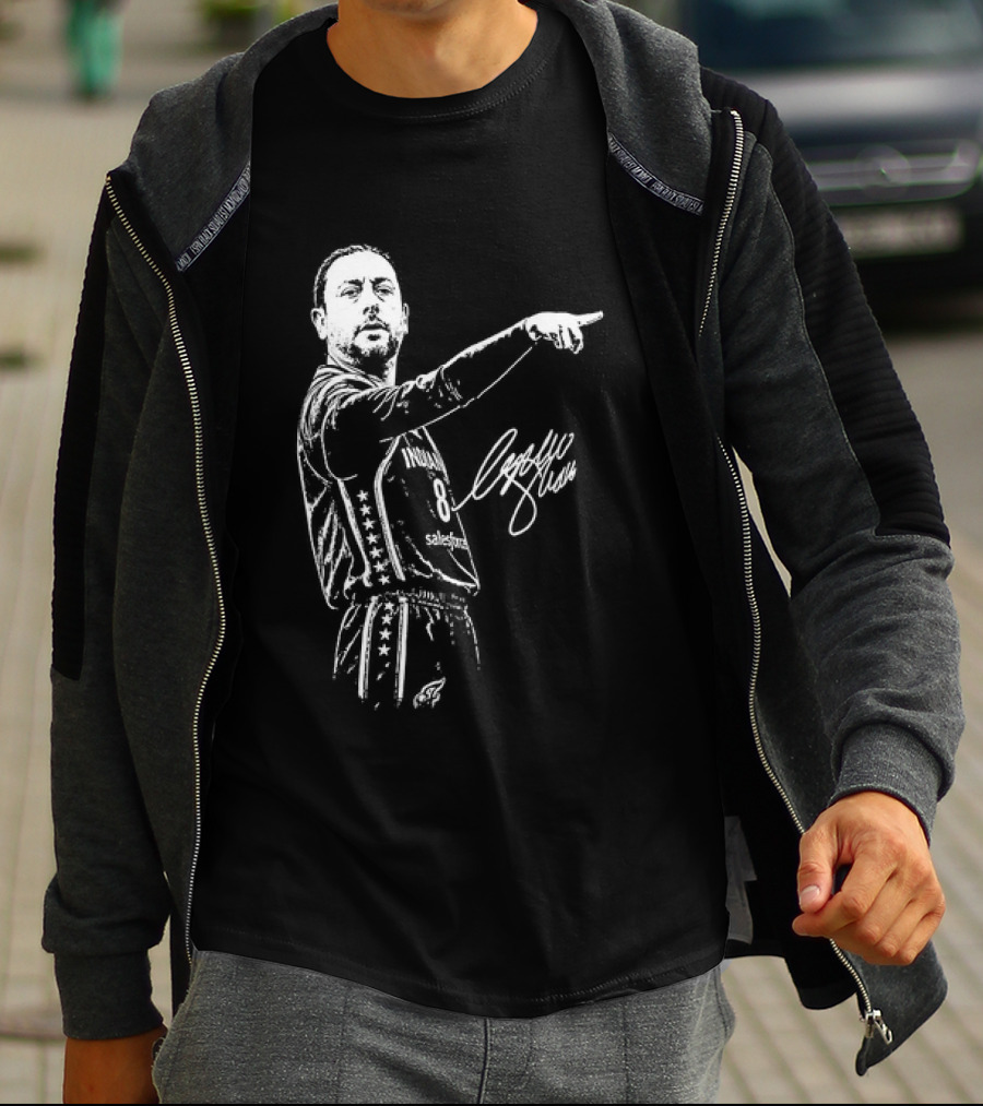 Sophie Cunningham Pointing Roberto De Zerbi T-Shirt