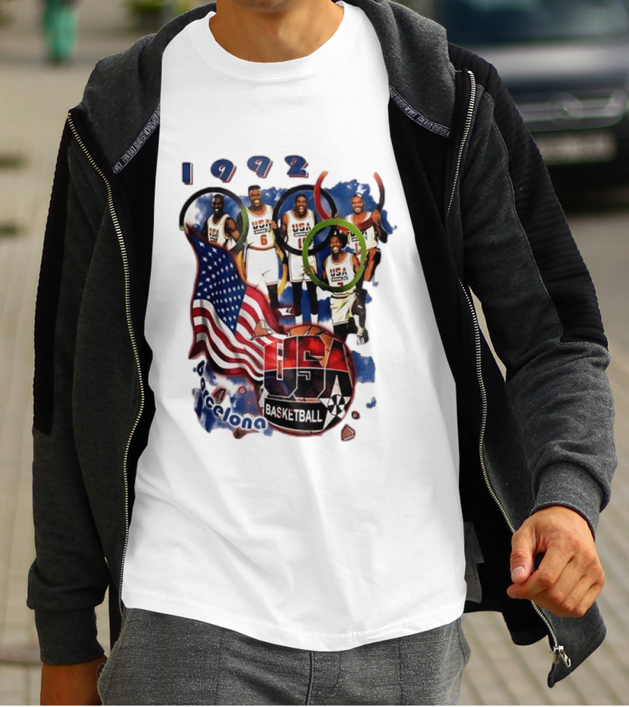 USA Basketball 1992 Dream Team Patrick Ewing David Robinson Michael Jordan Clyde Drexler Barcelona T-Shirt
