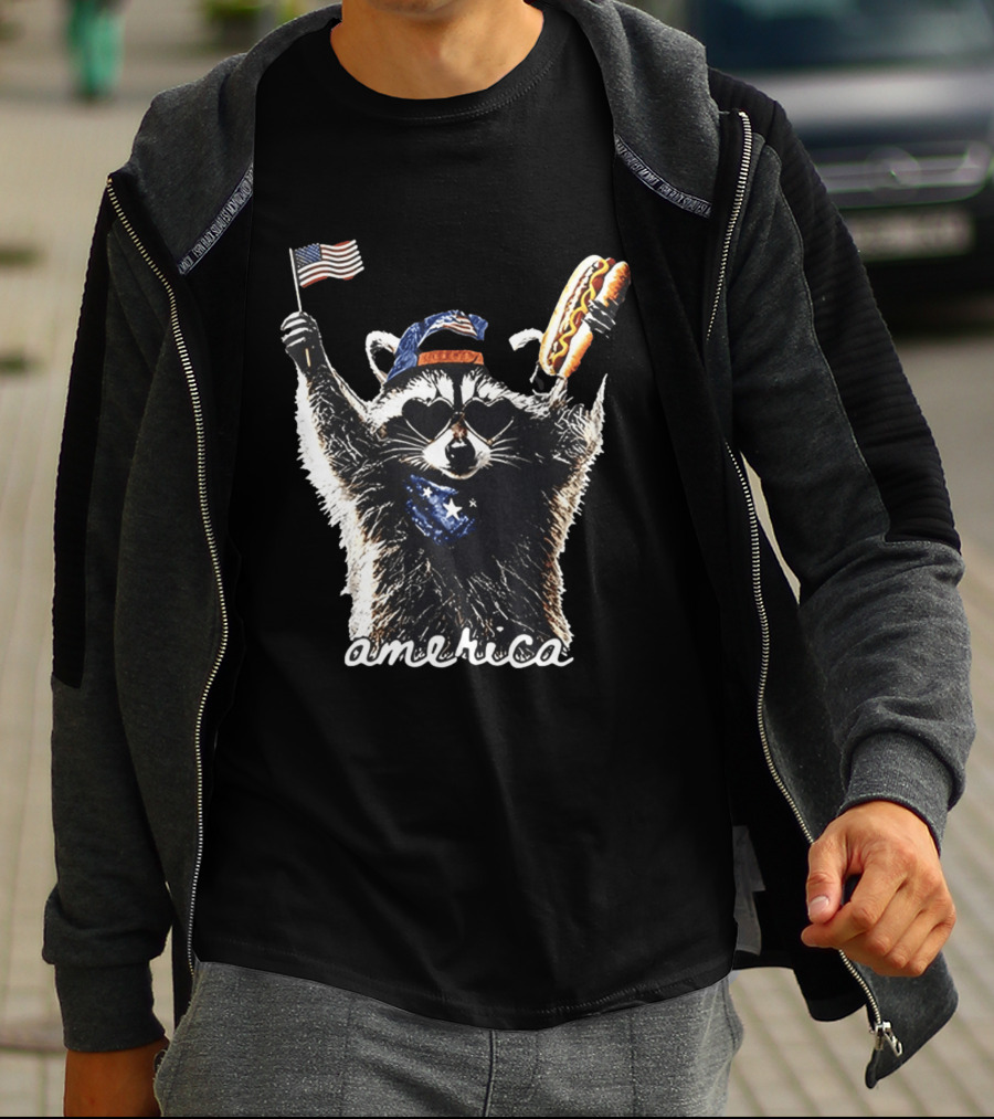Raccoon Holding Hot Dog And Flag America 4th Of July Celebration T-Shirt