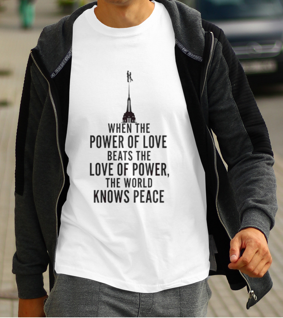 Power Of Love Beats Love Of Power Knows Peace NYC Skyline Ultimate T-Shirt