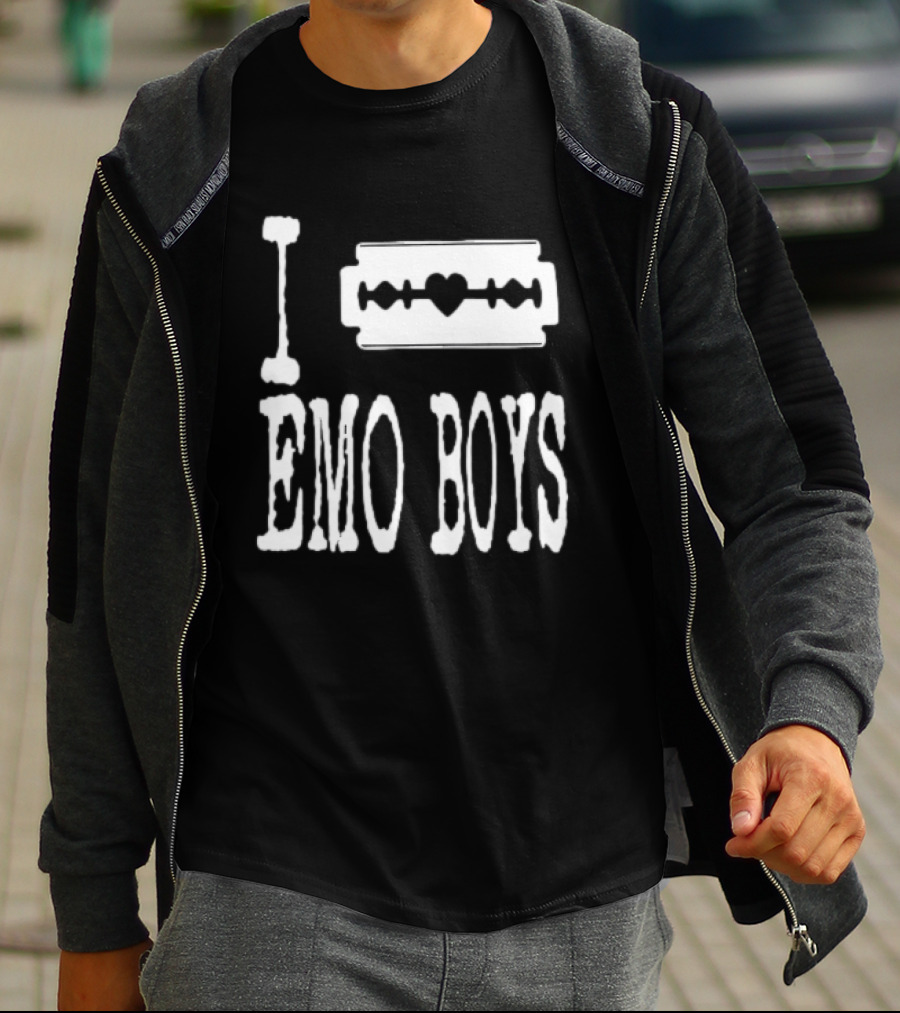 I Emo Boys Heart Razor Blade T-Shirt
