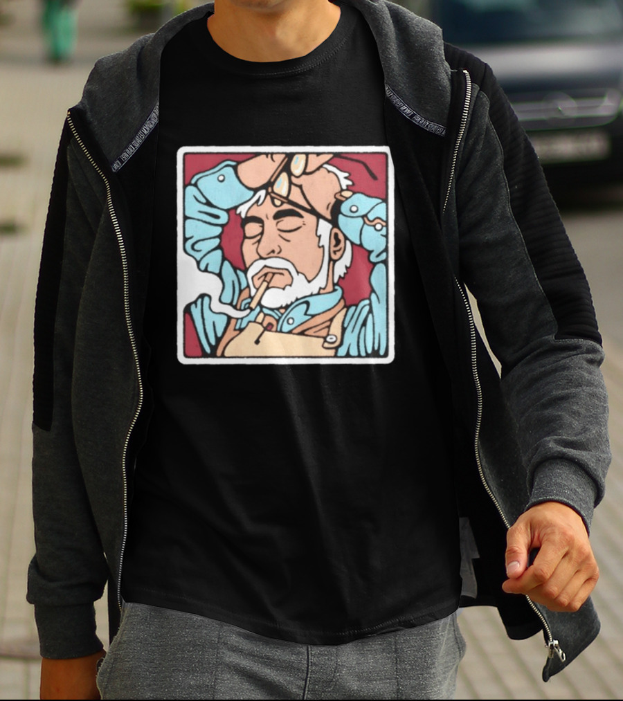 Hayao Miyazaki Smoking Studio Ghibli Filmmaker Animation Mens Casual T-Shirt