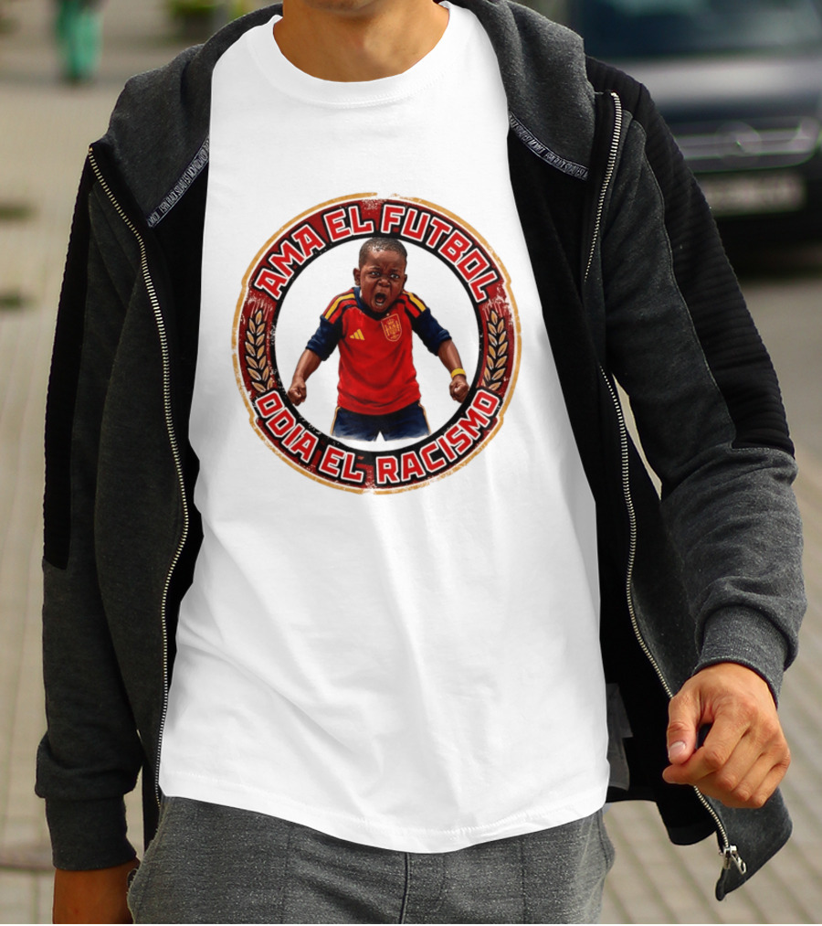 Ama El Futbol Odia El Racismo Niño Con Camiseta Roja Y Azul T-Shirt