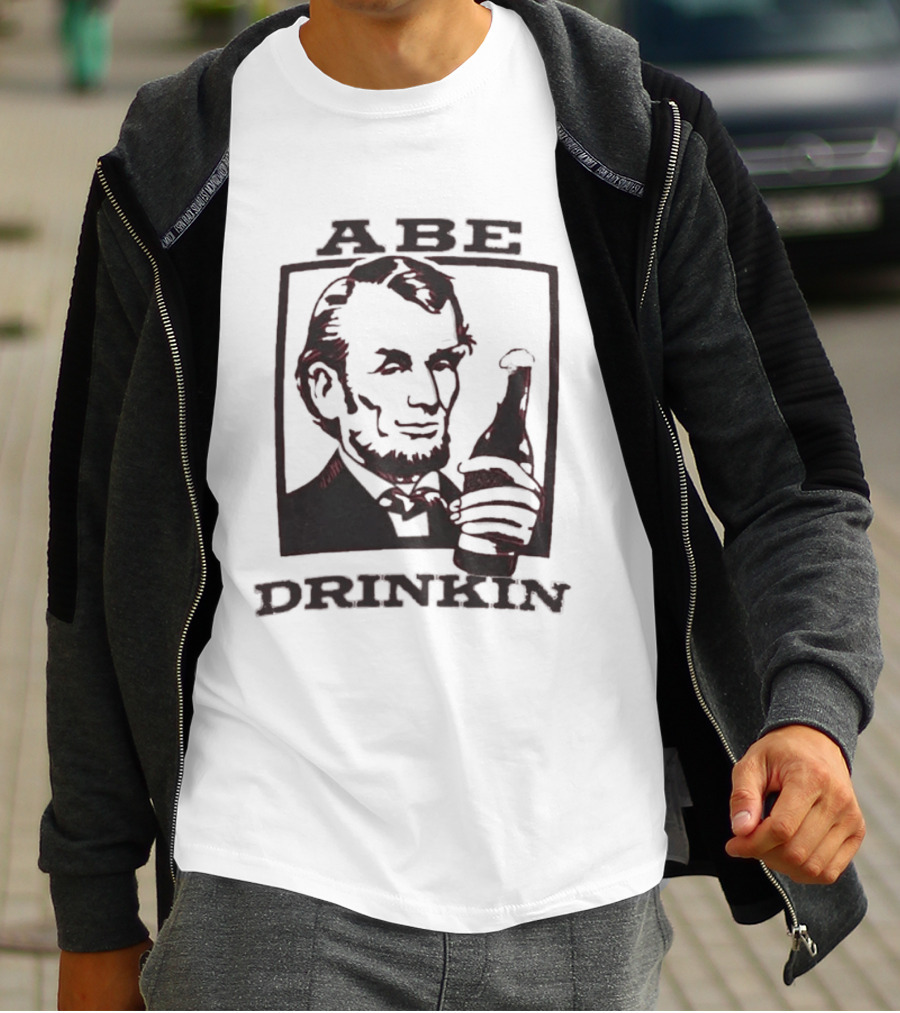 Abe Drinkin Abraham Lincoln Holding Bottle T-Shirt