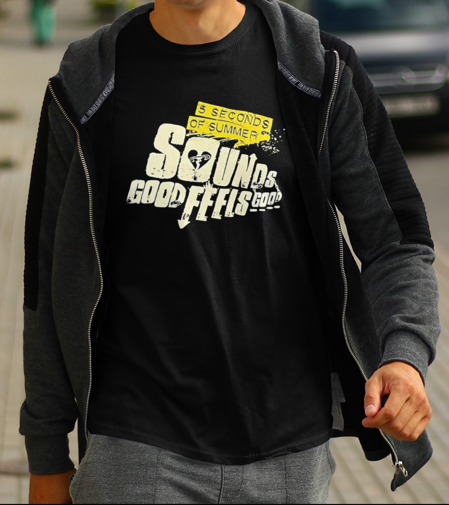 5 Seconds Of Summer Sounds Good Feels Good Heart Arrow T-Shirt