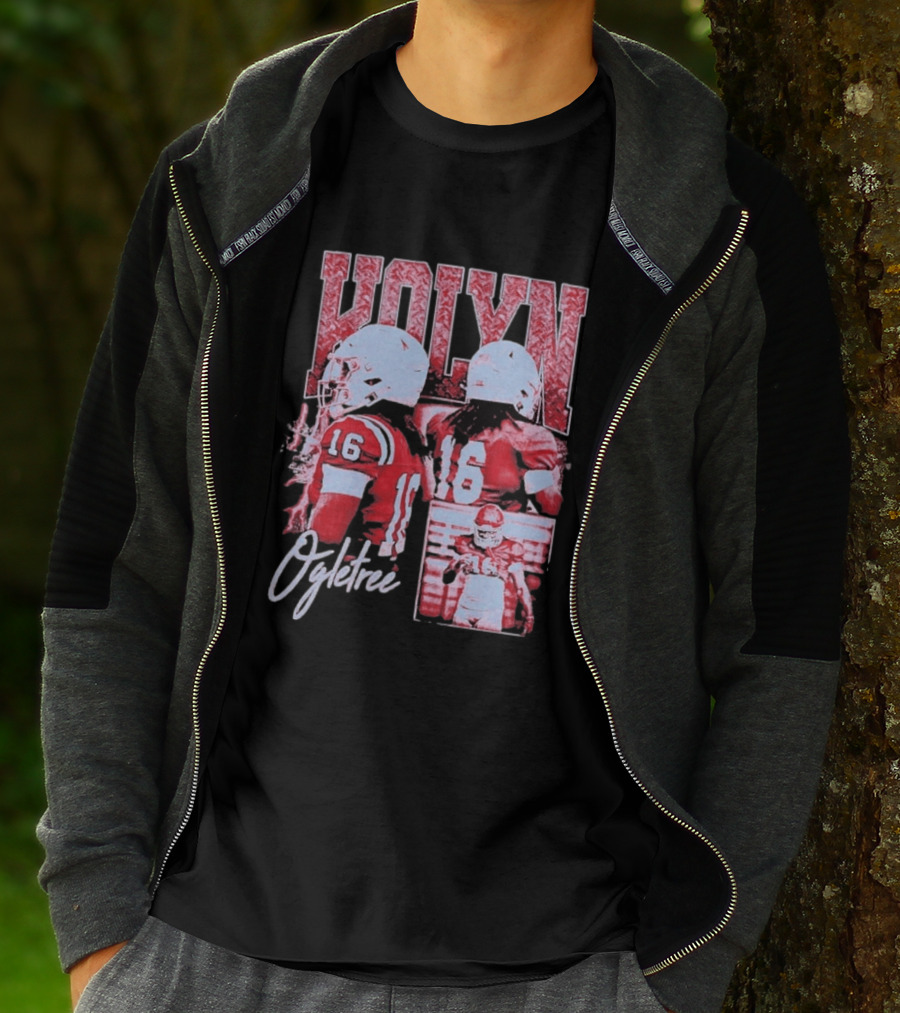 Kolyn Ogletree Number 16 Football Action Georgia Bulldogs T-Shirt