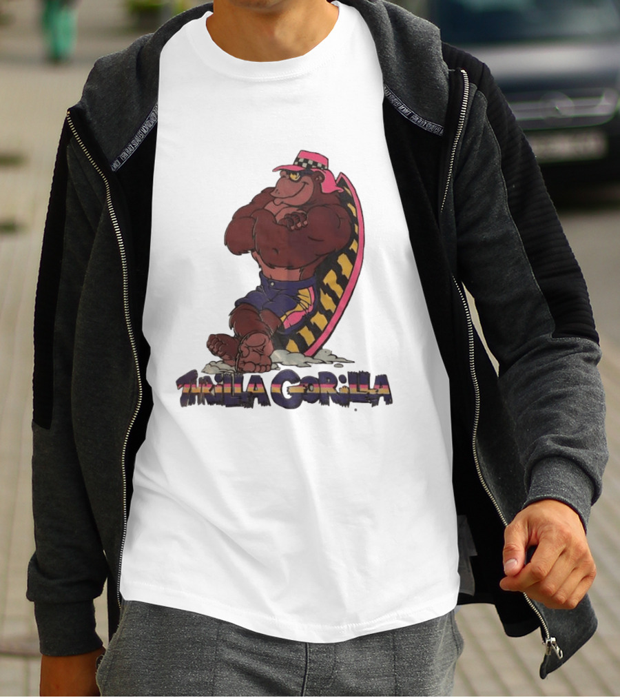 Thrilla Gorilla Town And Country Surf Checkered Hat Surfboard T-Shirt