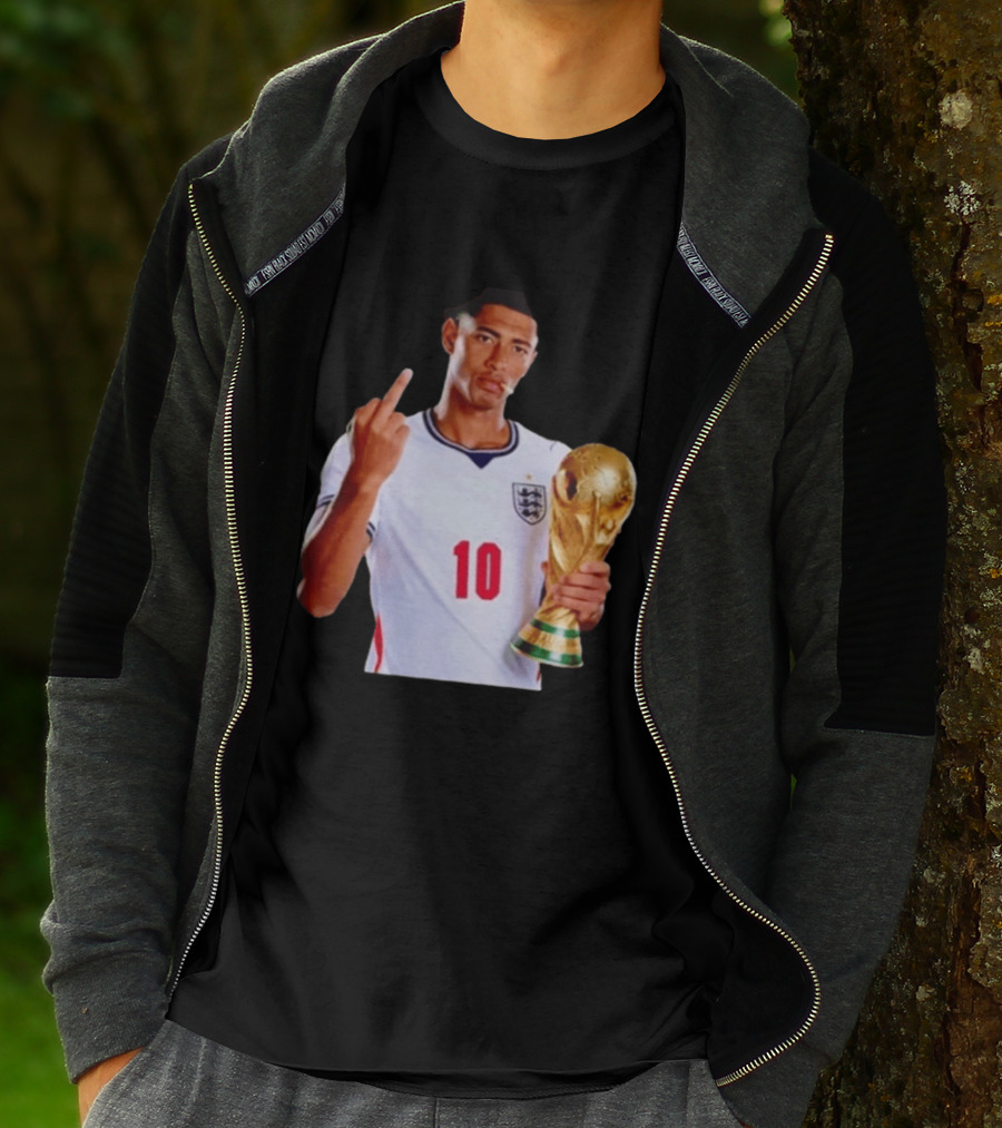 Jude Bellingham England World Cup Trophy Pose T-Shirt
