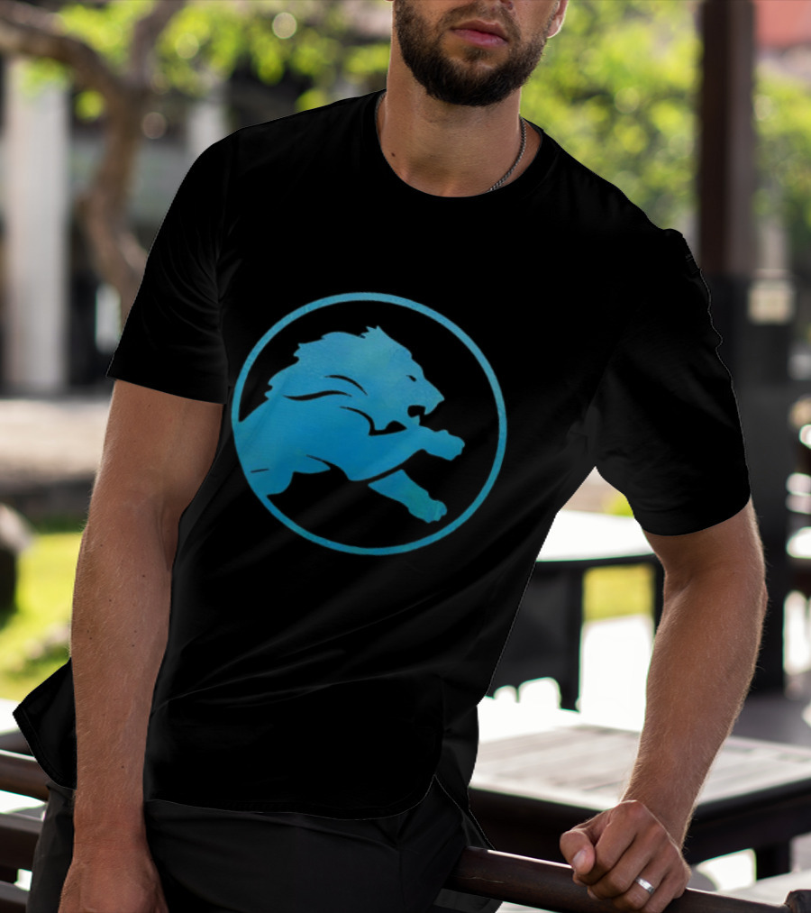 Detroit Lions Roaring Blue Iconic Circle T-Shirt