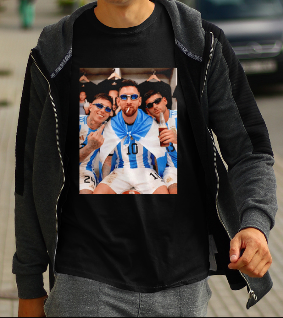 Argentina National Team Lionel Messi Enzo Fernandez Cristian Romero Celebration T-Shirt