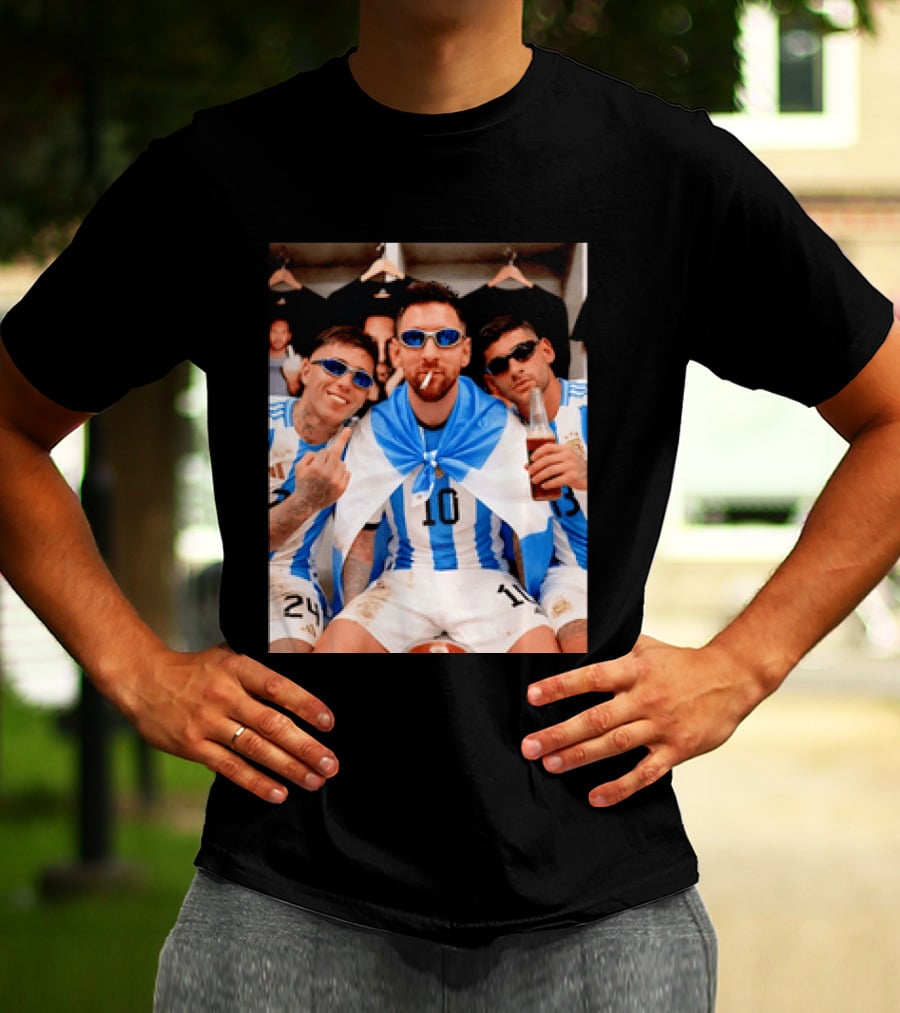 Argentina National Team Lionel Messi Enzo Fernandez Cristian Romero Celebration T-Shirt