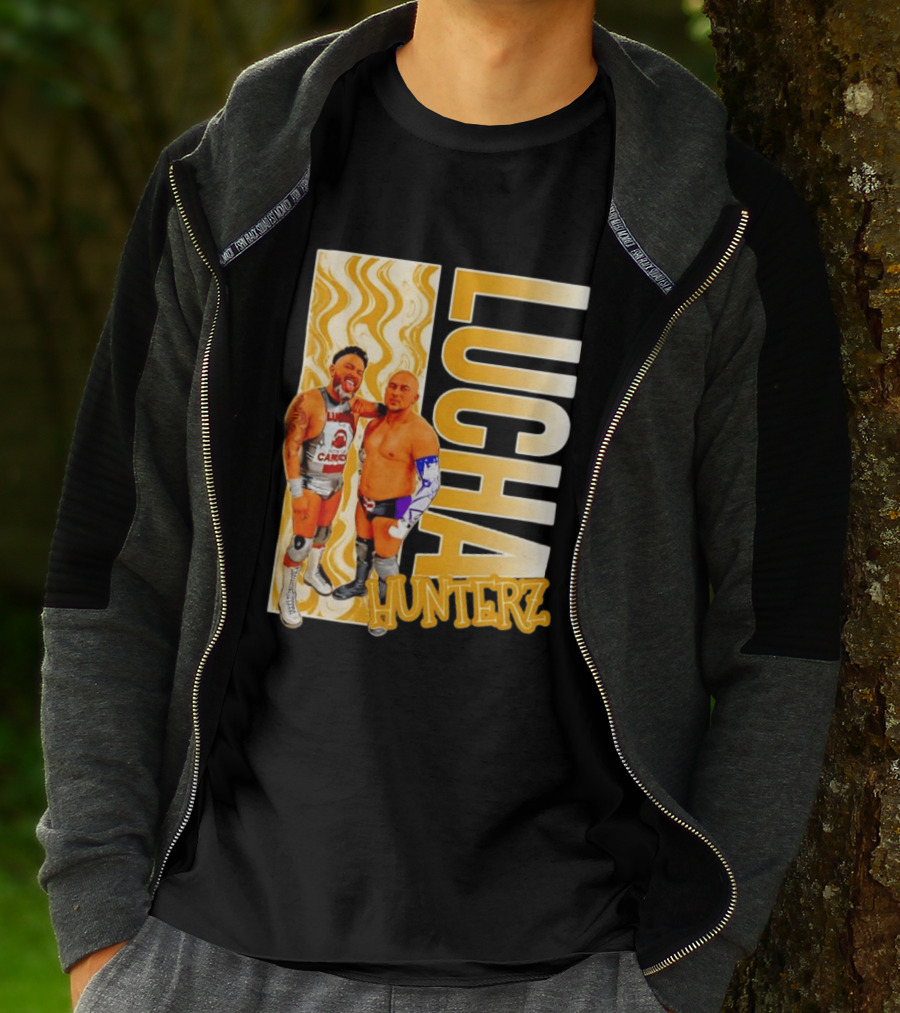 Lucha Hunterz Wrestlers Duo With Llamas And Gold Accents T-Shirt
