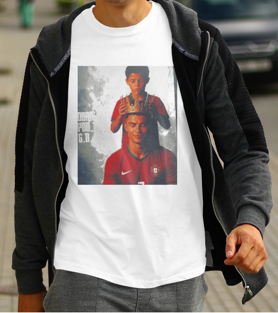 Cristiano Ronaldo Portugal Obrigado Por Tudo GOAT Crowned King Soccer Legend T-Shirt