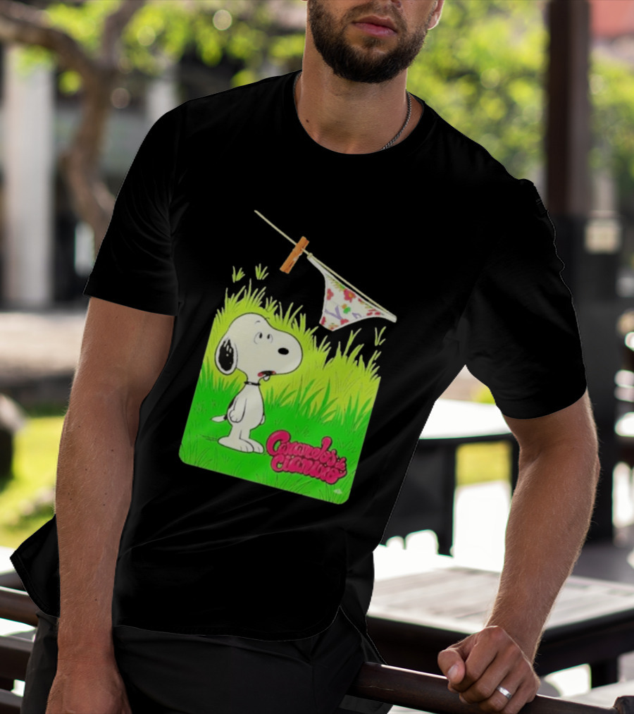 Snoopy Caramelos De Cianuro En Español Classic Cartoon And Rock Band Fusion T-Shirt