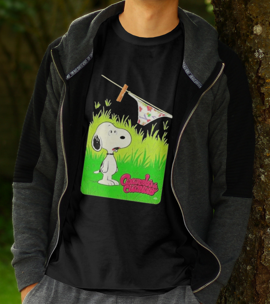 Snoopy Caramelos De Cianuro En Español Classic Cartoon And Rock Band Fusion T-Shirt