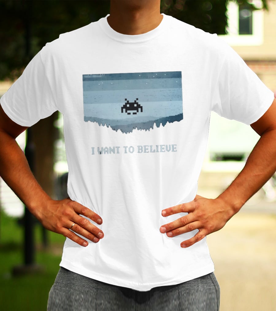 Space Invaders The X Files I Want To Believe Retro Mashup T-Shirt