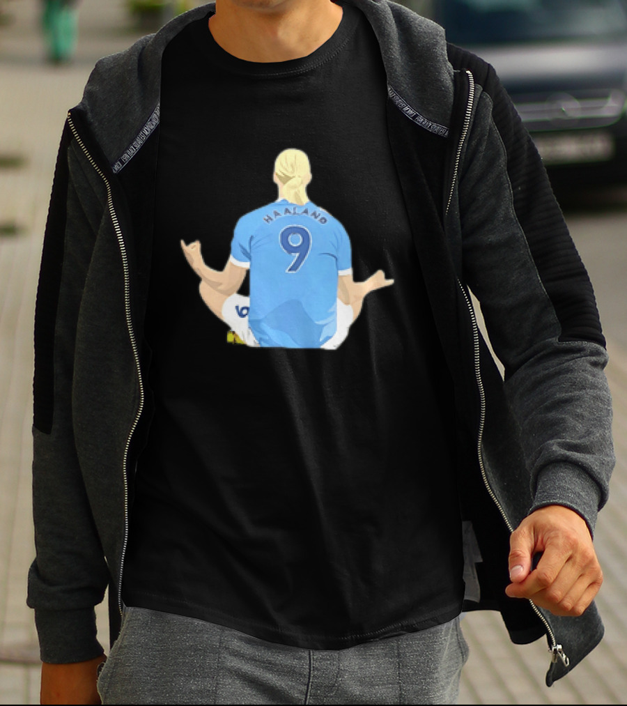 Norway Erling Haaland 9 Meditating Iconic Soccer Moment T-Shirt