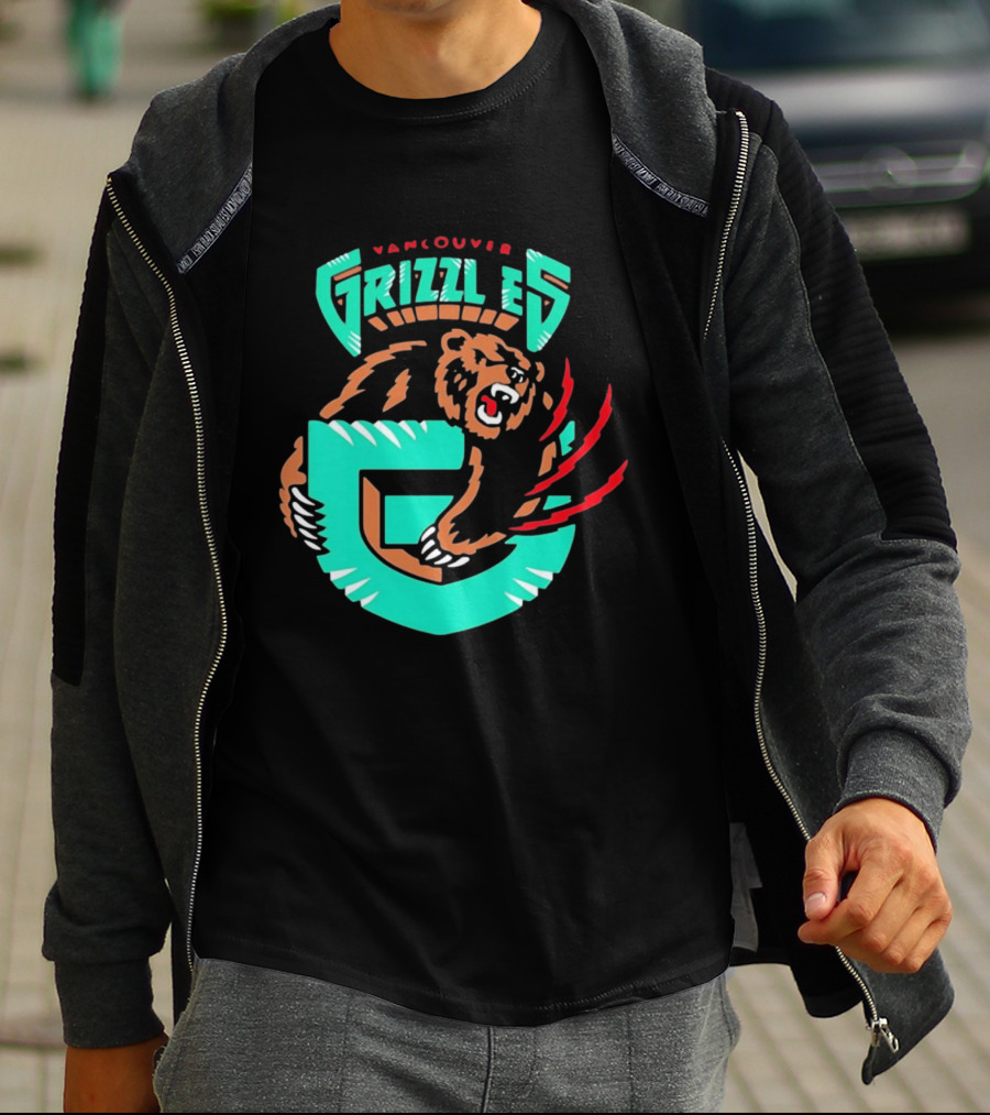 Vancouver Grizzlies Bear Claw Retro Sports Emblem Men's T-Shirt