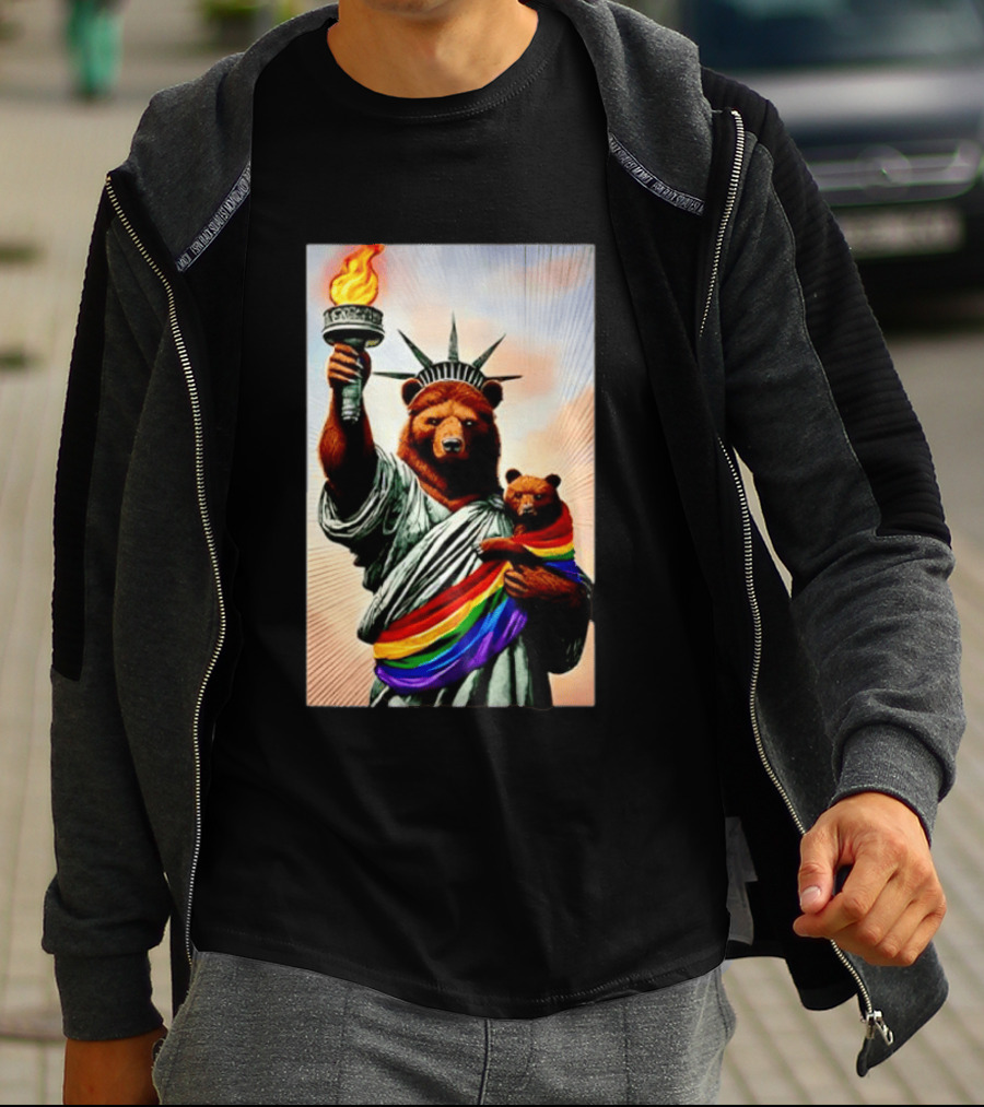 Bear Statues Liberty Rainbow Pride Torch T-Shirt