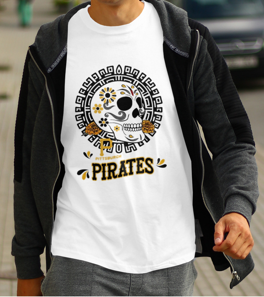 Pittsburgh Pirates Dia De Los Muertos Sugar Skull Art MLB Fan T-Shirt