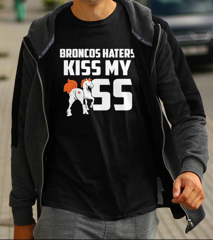 Broncos Haters Kiss My SS Horse And Lip Print T-Shirt