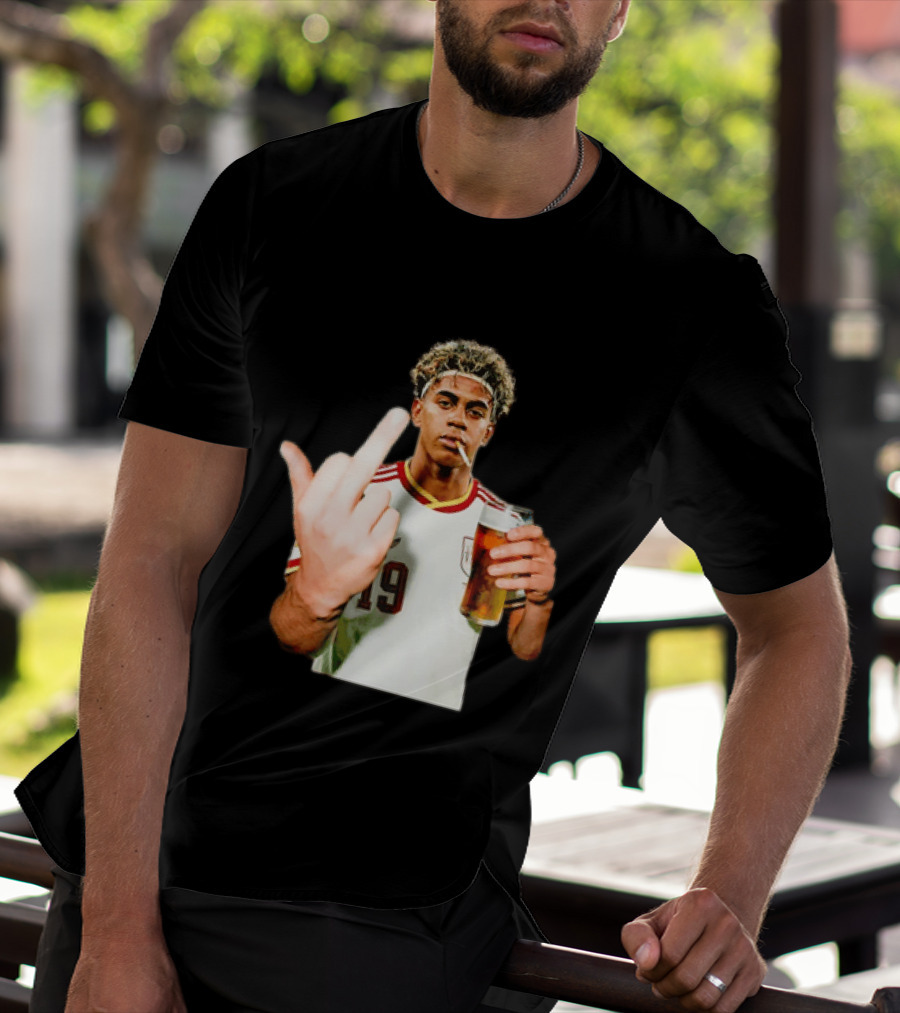 Lamine Yamal Spain National Team 19 Middle Finger And Beer T-Shirt