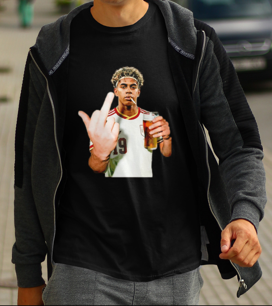 Lamine Yamal Spain National Team 19 Middle Finger And Beer T-Shirt