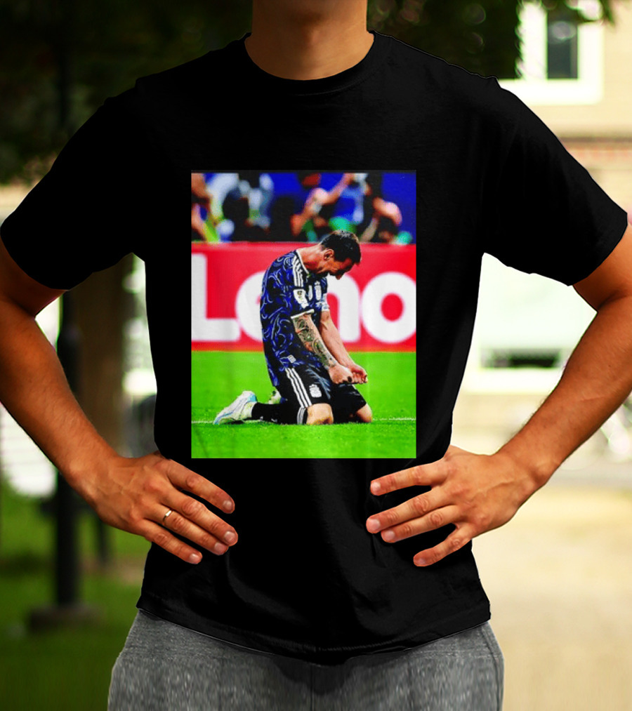 Argentina Football Icon Lionel Messi Kneels In Triumph National Team Victory T-Shirt