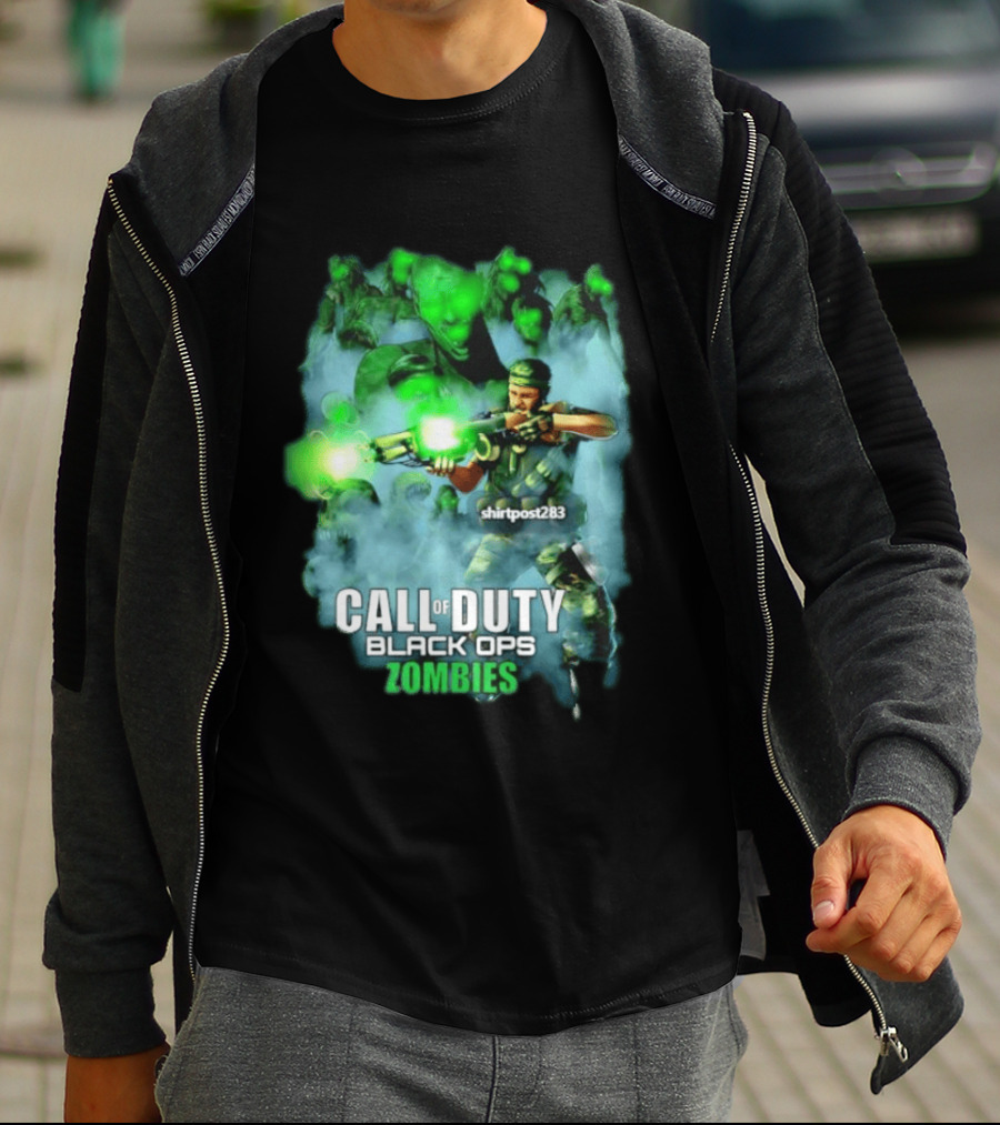 Call Of Duty Black Ops Zombies Tank Dempsey Battle Scene T-Shirt