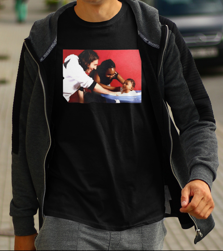 Lionel Messi Bathes Baby Lamine Yamal Legendary Blessing Football Moment T-Shirt