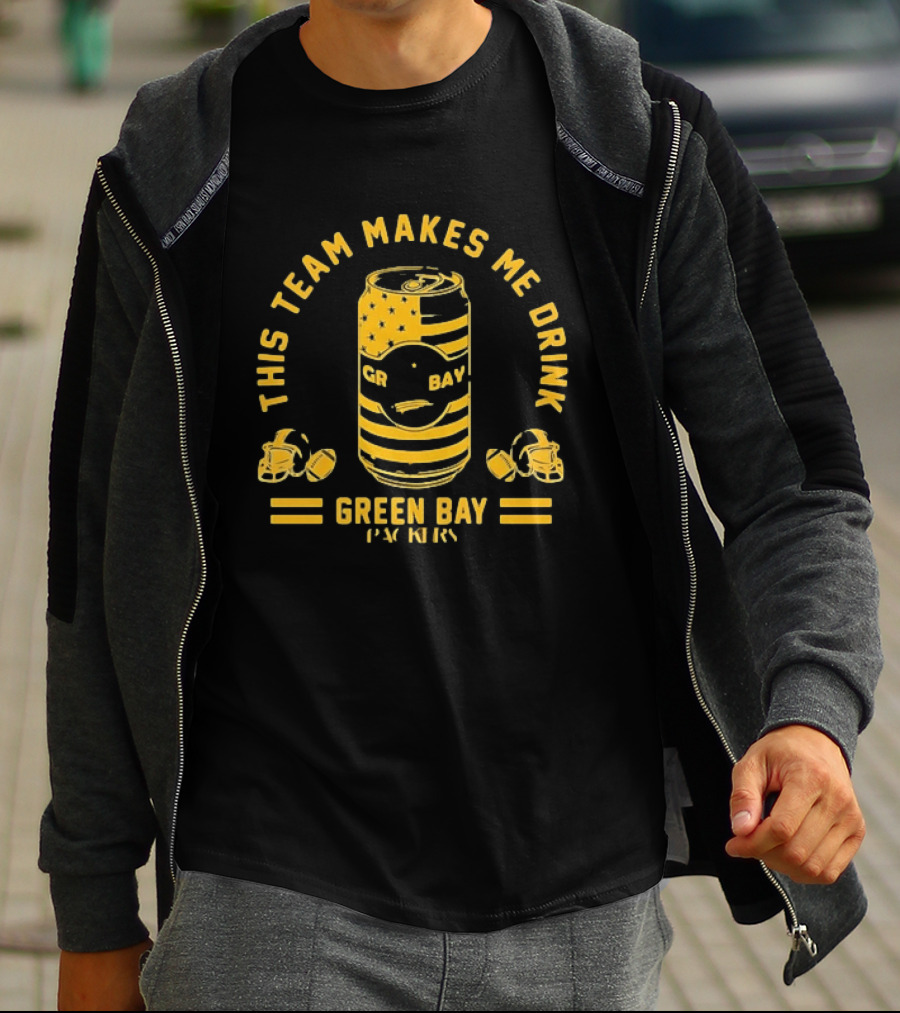 This Team Makes Me Drink Beer Green Bay Packers Football Can Helmets T-Shirt