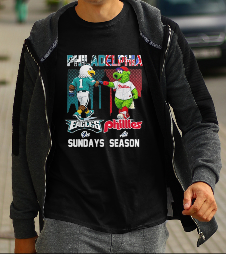 Philadelphia Eagles Phillies Fist Bump Sundays At Season T-Shirt